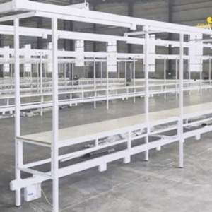 Sản phẩm cơ khí nhà máy may - Bàn Chuyền Thẳng Có Ray Điện Động Lực Và Hệ Thống Chiếu Sáng